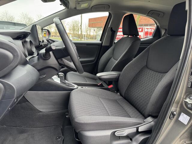 Toyota YARIS 1.5 Hybrid Dynamic NL-Auto