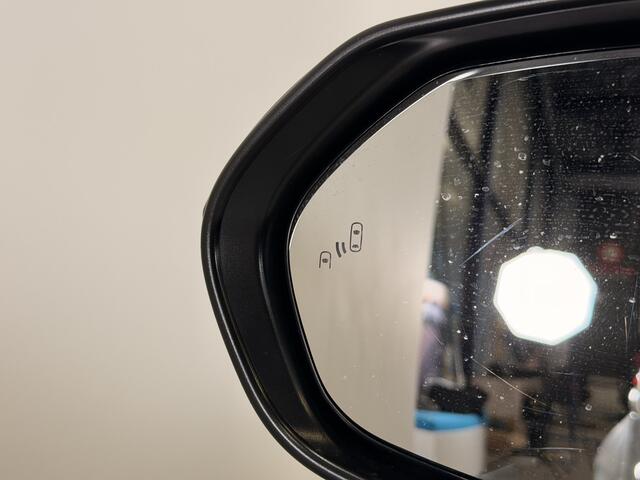 Toyota YARIS 1.5 Hybrid Executive | Apple Carplay | voorzien van Premium Pack | Dealeronderhouden | Pearl White |