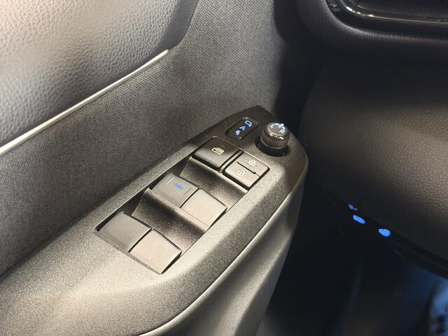 Toyota YARIS 1.5 Hybrid Executive | Apple Carplay | voorzien van Premium Pack | Dealeronderhouden | Pearl White |