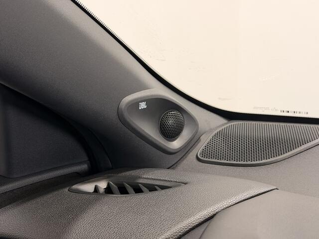 Toyota YARIS 1.5 Hybrid Executive | Apple Carplay | voorzien van Premium Pack | Dealeronderhouden | Pearl White |