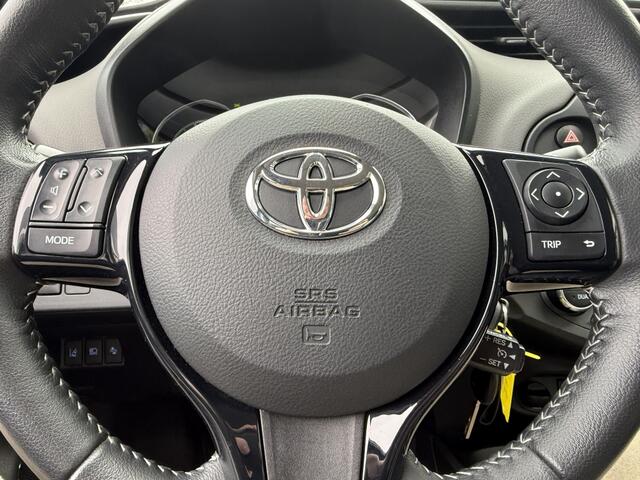 Toyota YARIS 1.5 Hybrid Aspiration | Camera |