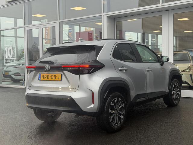Toyota YARIS Cross 1.5 Hybrid 115 First Edition met Comfort Pack | Dodehoek detectie | Stoel & stuur verwarming | sensoren V+A
