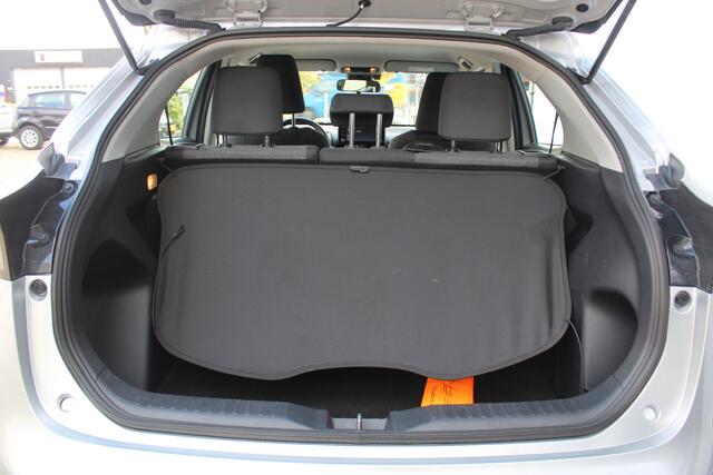 Toyota YARIS Cross 1.5 Hybrid Automaat Apple carplay/ android auto l All weather banden | Armsteun | Elektrisch inklapbare buitenspiegels | Climate control | Achteruitrijcamera | Verwarmbare spiegel VDL auto