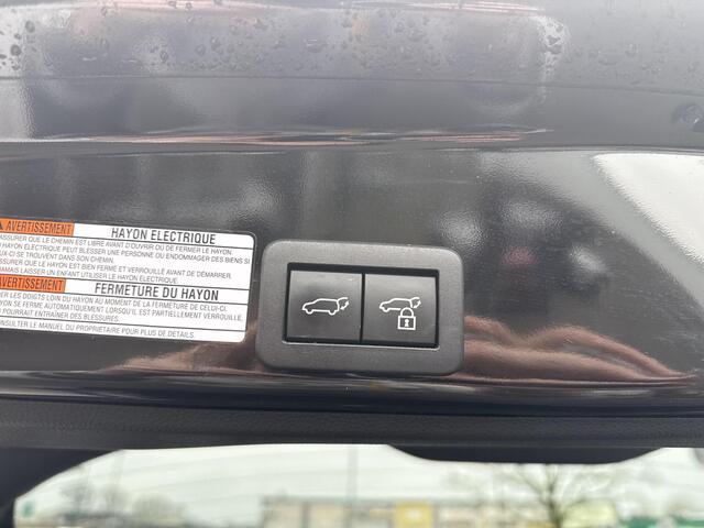 Toyota YARIS Cross 1.5 Hybrid 130 Executive | Navigatie | Apple CarPlay/Android auto | Achteruitrijcamera | Panoramadak | Premium Pack