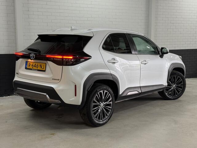 Toyota YARIS Cross 1.5 Hybrid Adventure! Keyless, HUD, Camera, Stoel en Stuurverw.