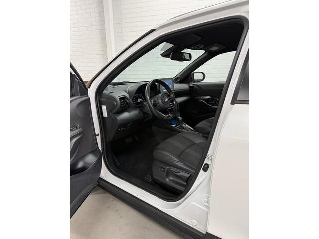 Toyota YARIS Cross 1.5 Hybrid Adventure! Keyless, HUD, Camera, Stoel en Stuurverw.