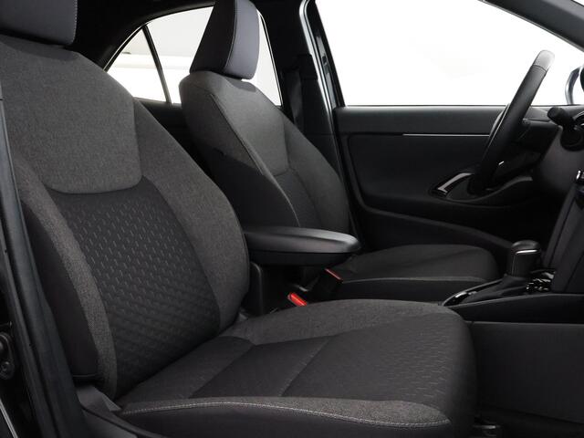 Toyota YARIS Cross 1.5 HYBRID DYNAMIC LUXERY GARANTIE 9-2034 PDC V+A. BLIND SPOT. STUUR/STOELVERWARMING APPLE CARPLAY/ANDROID.