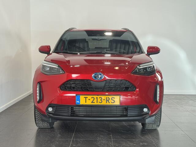 Toyota YARIS Cross 1.5 Hybrid Dynamic | LED | Apple/Android | Camera | All Seasons | Lage kilometerstand |