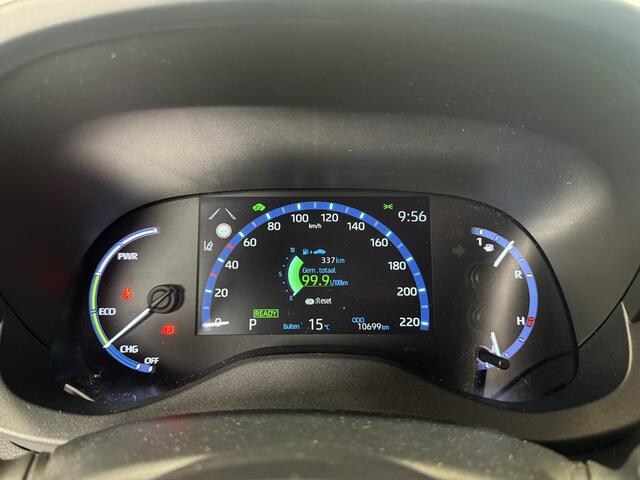 Toyota YARIS Cross 1.5 Hybrid Dynamic | LED | Apple/Android | Camera | All Seasons | Lage kilometerstand |