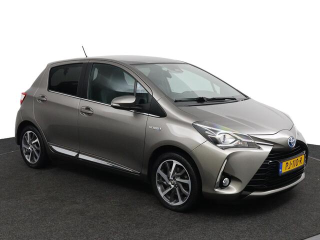 Toyota YARIS 1.5 Hybrid Executive | Panorama dak | Trekhaak | Leer alcantara | Privacy Glas | Cruise Control |