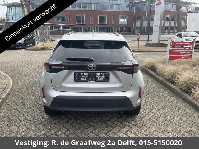 Toyota YARIS Cross 1.5 Hybrid 115 Dynamic | Stuur- & Stoelverwarming | Parkeersensoren | Dodehoek detectie | Apple Carplay & AndroidAUTO | Camera