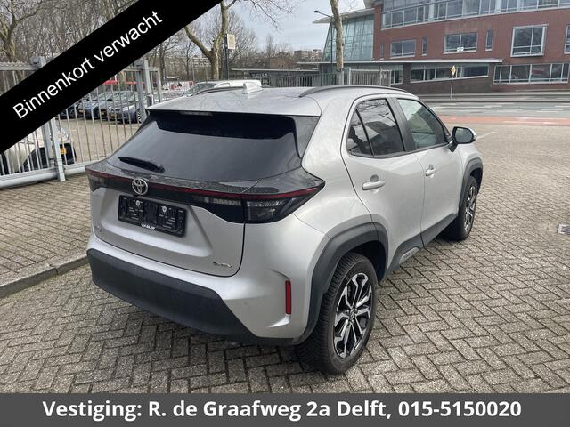 Toyota YARIS Cross 1.5 Hybrid 115 Dynamic | Stuur- & Stoelverwarming | Parkeersensoren | Dodehoek detectie | Apple Carplay & AndroidAUTO | Camera