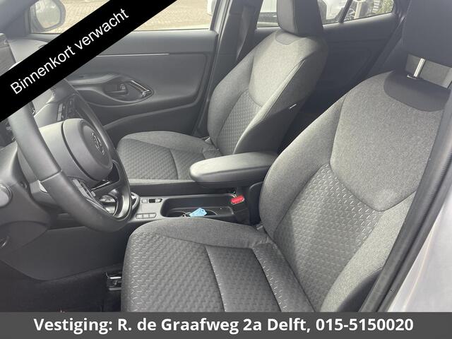 Toyota YARIS Cross 1.5 Hybrid 115 Dynamic | Stuur- & Stoelverwarming | Parkeersensoren | Dodehoek detectie | Apple Carplay & AndroidAUTO | Camera