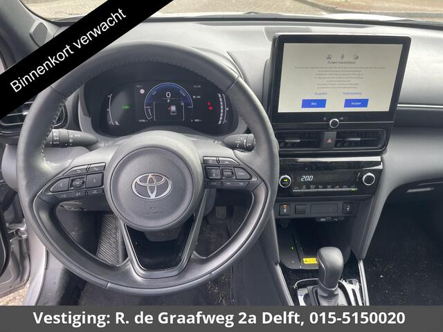 Toyota YARIS Cross 1.5 Hybrid 115 Dynamic | Stuur- & Stoelverwarming | Parkeersensoren | Dodehoek detectie | Apple Carplay & AndroidAUTO | Camera