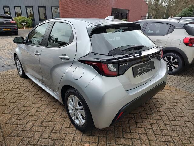 Toyota YARIS Hybrid 1.5 Mazda 2 Agile Stoel-Stuurverwarming Navi-Carplay Led Camera Lane-Assist