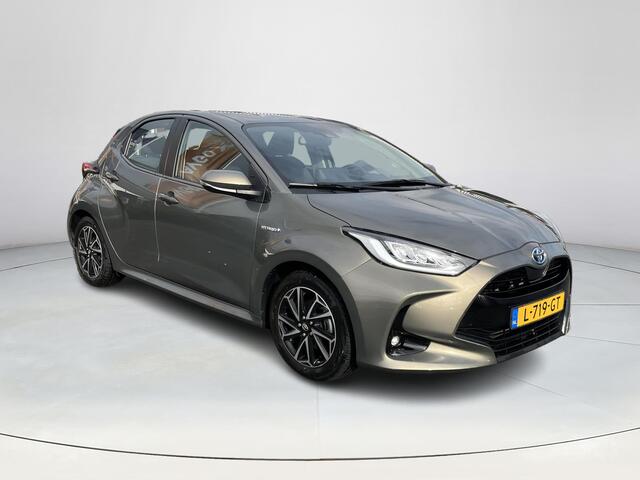 Toyota YARIS 1.5 Hybrid Dynamic | Trekhaak | Navigatie | Licht metalen velgen | Carplay | LED koplampen |