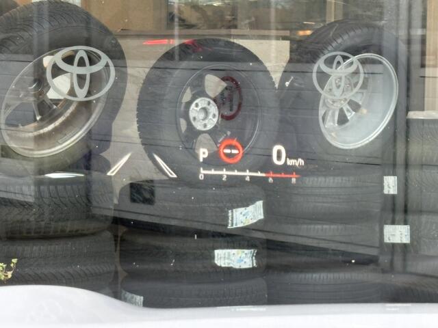 Toyota YARIS Cross 1.5 Hybrid Executive | HUD | JBL | Trekhaak | Stoelverwarming |