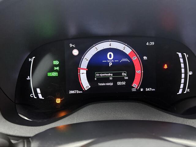 Toyota YARIS 1.5 Hybrid Dynamic | Stoel / Stuurwielverwarming | Navigatie | Parkeersensoren |