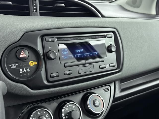 Toyota YARIS 1.0 VVT-i Comfort | 1e eigenaar | Airco | Parkeersensoren achterzijde | Bluetooth radio |
