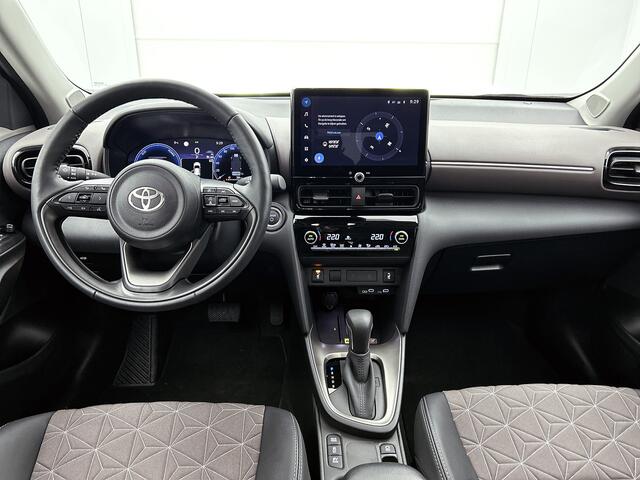 Toyota YARIS Cross 1.5 Hybrid 130 Executive | BTW Voertuig | Stoelverwarming | Achteruitrijcamera |