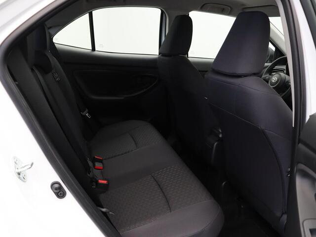 Toyota YARIS Cross 1.5 Hybrid 115 Business | Stoelverwarming | Achteruitrijcamera | Apple Carplay & Android Auto |