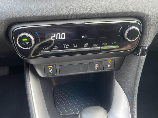 Toyota YARIS 1.5 Hybrid Dynamic | Stoelverw | Camera | Adaptive | Virtual |