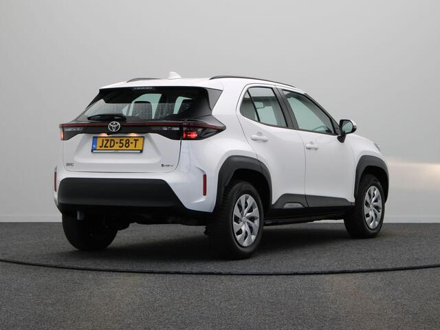 Toyota YARIS Cross 1.5 Hybrid 115 Business | Stoelverwarming | Achteruitrijcamera | Apple Carplay & Android Auto |