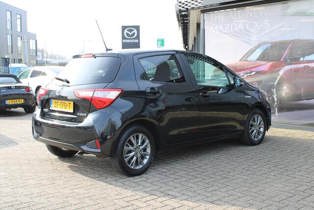 Toyota YARIS 1.5 Hybrid Dynamic , Automaat, All Season, Camera, Navi, Clima, Cruise, LMV 15 Inch, Bluetooth, LKA