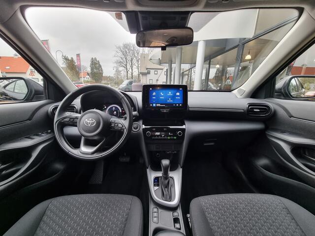 Toyota YARIS Cross 1.5 Hybrid 115 Business Plus | 2025 | Camera | Ad.cruise | Lane-ass | Rijklaar!