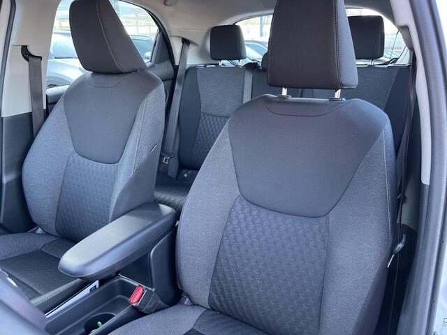 Toyota YARIS 1.5 Hybrid Dynamic | All-in prijs | Automaat | Trekhaak | LM Velgen