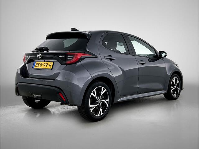 Toyota YARIS 1.5 Hybrid Dynamic | Dodehoek sensoren | Stoel- en stuurverwarming | Comfort Pack | Financiering QvG