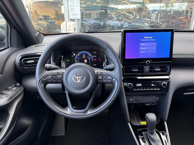 Toyota YARIS Cross 1.5 Hybrid 130 Dynamic | Comfort Pack | Sensoren v/a | Stoelverw