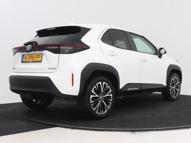 Toyota YARIS Cross 1.5 Hybrid Executive | JBL | Head-up display | Stoelverwarming |