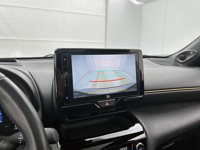 Toyota YARIS Cross 1.5 Hybrid Explore Limited AWD | JBL | Head-up display | Panorama dak |