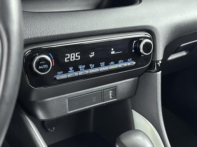 Toyota YARIS 1.5 Hybrid Active | Achteruitrijcamera | Navigatiesysteem |