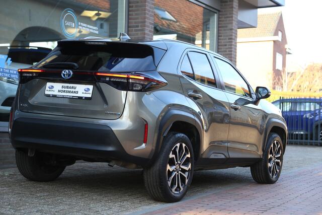 Toyota YARIS Cross 1.5 Hybrid Dynamic Navi LED ACC Camera