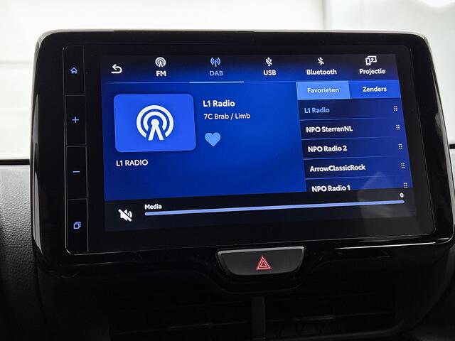 Toyota YARIS Cross 1.5 Hybrid Explore | 1e Eigenaar | NIEUW GELEVERD & ONDERHOUDEN | Stoelverwarming | PDC voor en achter |