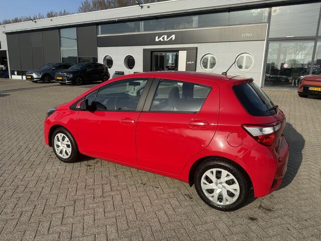 Toyota YARIS 1.0 VVT-i Comfort 5-DEURS - AIRCO