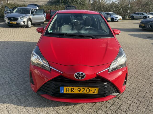 Toyota YARIS 1.0 VVT-i Comfort 5-DEURS - AIRCO