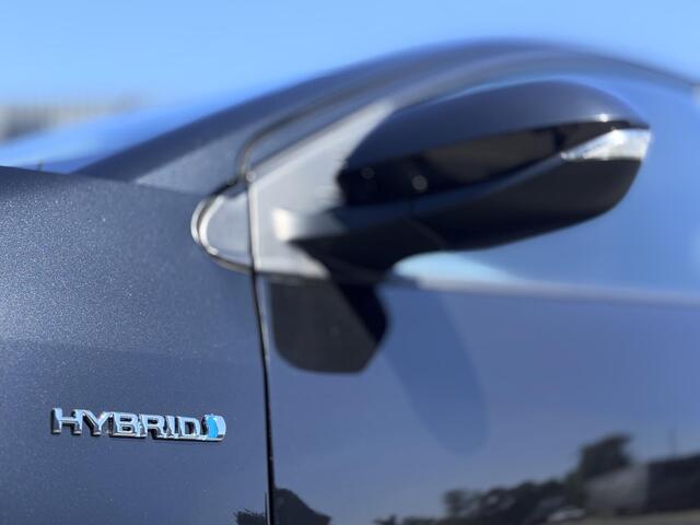 Toyota YARIS 1.5 Hybrid 115 Comfort | NAVI CARPLAY CAMERA ZGAN!