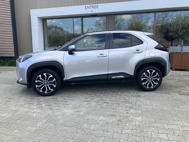 Toyota YARIS Cross 1.5 Hybrid Dynamic | Parkeersensoren V+A | Stoelverwarming