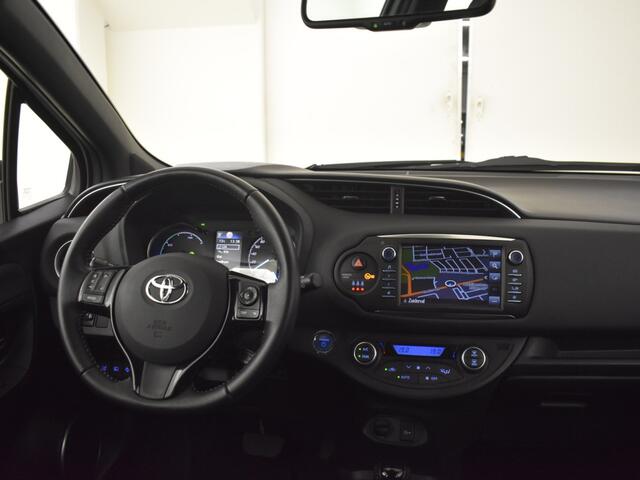 Toyota YARIS 1.5 Hybrid Executive