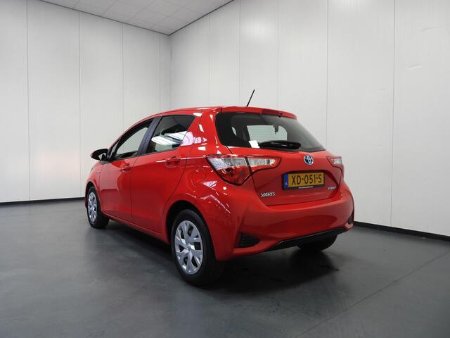 Toyota YARIS 1.5 Hybrid Active CAMERA/CLIMA/CRUISE/BLUETOOTH!