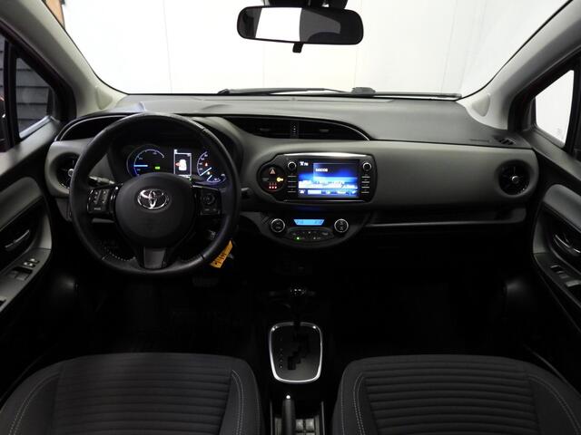 Toyota YARIS 1.5 Hybrid Active CAMERA/CLIMA/CRUISE/BLUETOOTH!