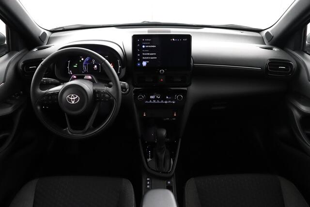 Toyota YARIS Cross 1.5 Hybrid 130 Dynamic | Stuur en stoel verwarming | Parkeer sensoren | Navigatie |