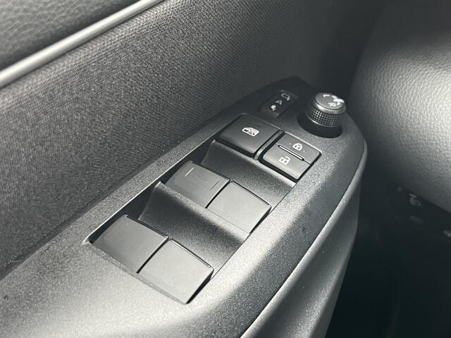 Toyota YARIS 1.5 Hybrid 115 Dynamic Comfort Pack