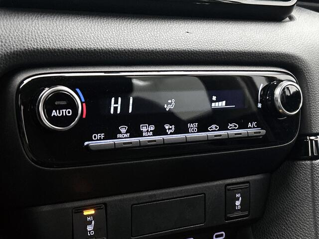 Toyota YARIS 1.5 Hybrid Dynamic | BTW Voertuig | Stoelverwarming | Dealeronderhouden |