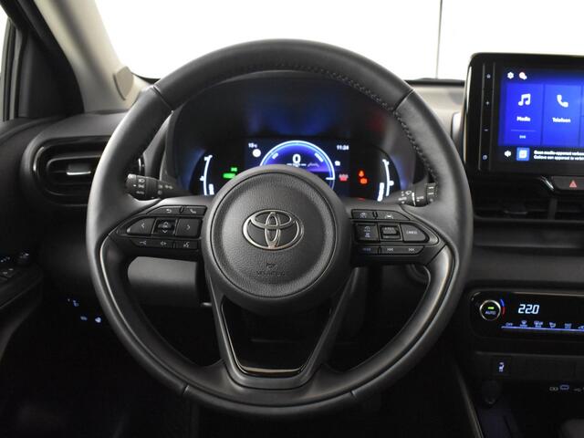 Toyota YARIS 1.5 Hybrid 115 Style | PDC V+A | BSM | Stuur en Stoelverwarming