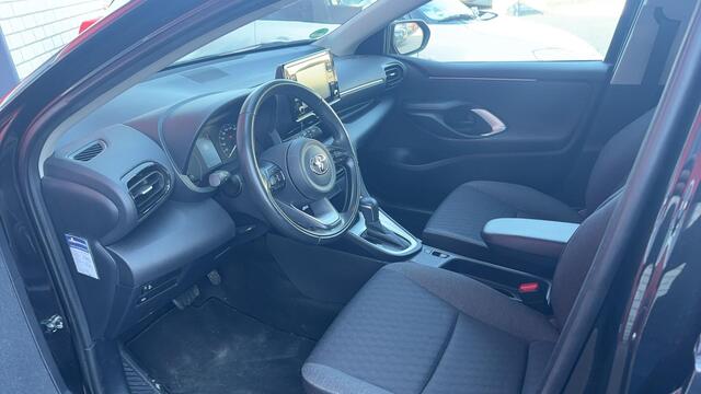 Toyota YARIS 1.5 Hybrid Active CAMERA / CARPLAY / NAVI / CLIMA / BLUETOOTH / ACC / NL-AUTO