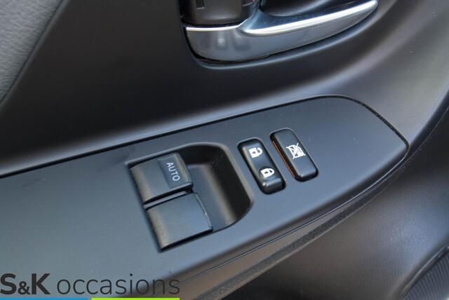 Toyota YARIS 1.5 Hybrid Navi PDC